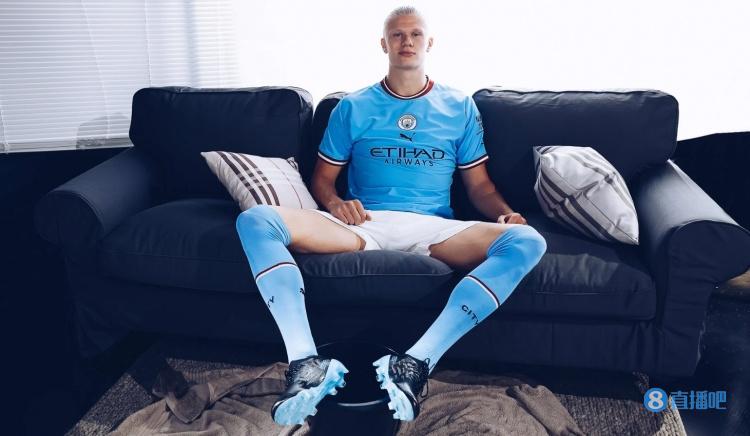 记者：若国足明年热身没惨案或大事故，邵佳一至少干到亚洲杯结束（记者：若国足明年热身赛无惨案或重大意外，邵佳一至少留任至亚洲杯结束）