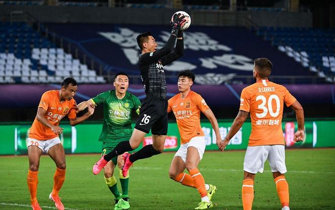 11球追平萨乌尔，小蜘蛛马竞生涯欧冠进球数仅次于格列兹曼（小蜘蛛欧冠进球达11粒追平萨乌尔，马竞生涯仅次于格列兹曼）