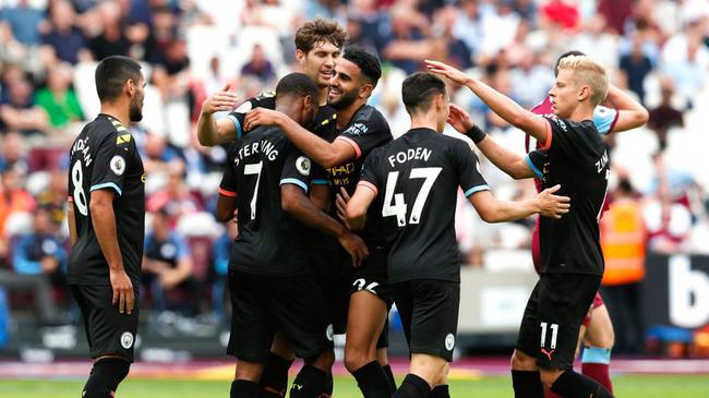 雄鹿豪取联赛最佳战绩（雄鹿强势登顶联赛战绩榜）