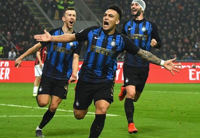 火箭末节三分爆发险胜快船（火箭末节三分雨发威险胜快船）