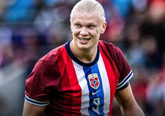 穆帅：今天胜利的功劳属于球员们，要说谁比谁更好是不公平的（穆帅：胜利属于球员，讨论谁更出色不公平）