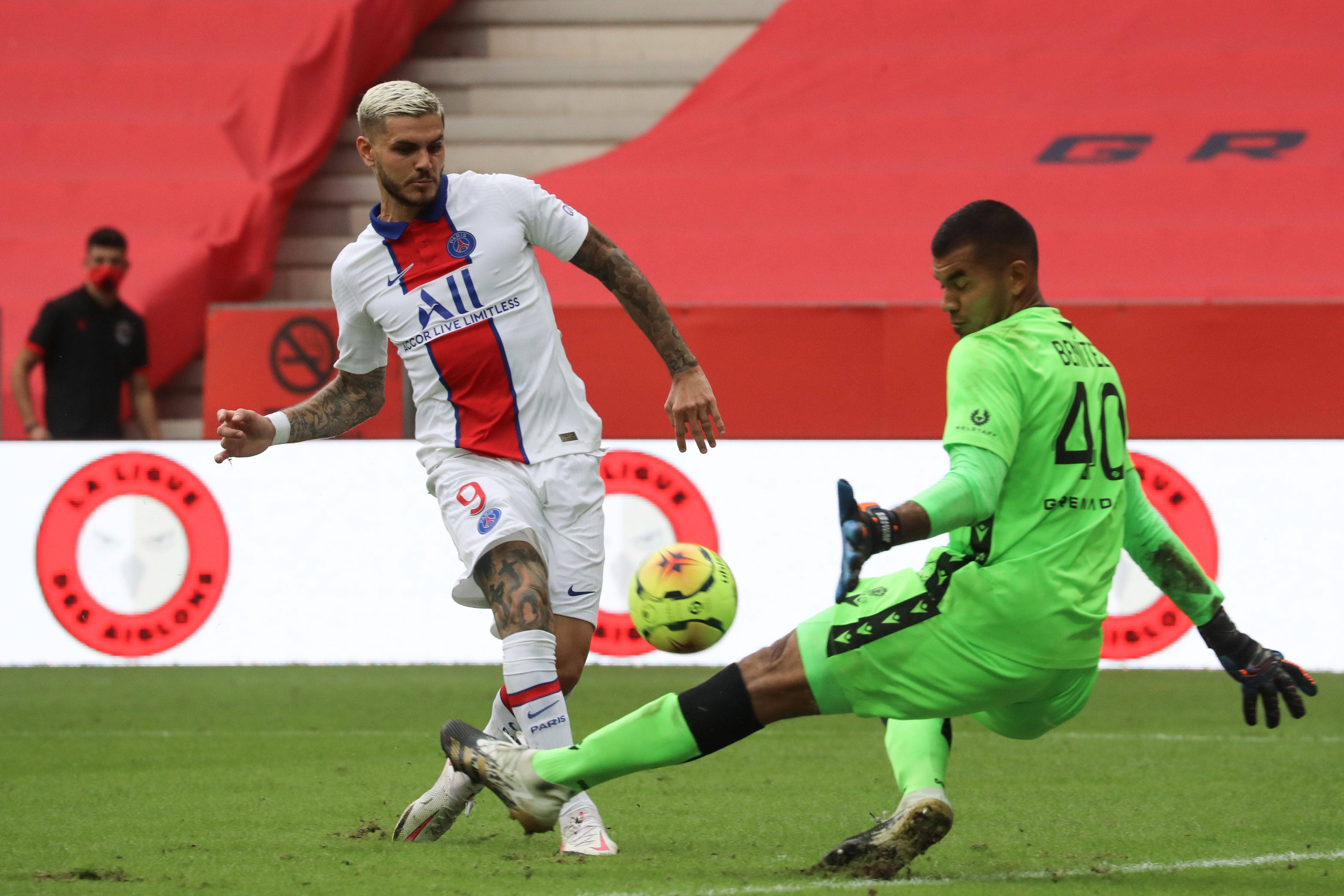 替补球员关键时刻破门逆转比赛