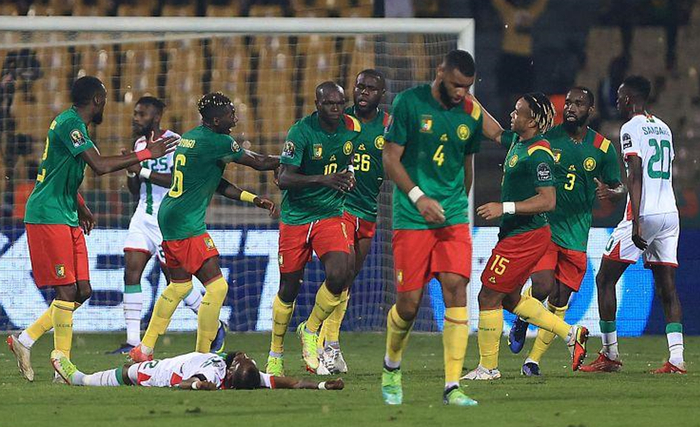 下一个内马尔？曼联15岁青训成红魔青年足总杯最年轻球员（曼联15岁新星创红魔青足总杯最年轻出场纪录，他会是下一个内马尔？）