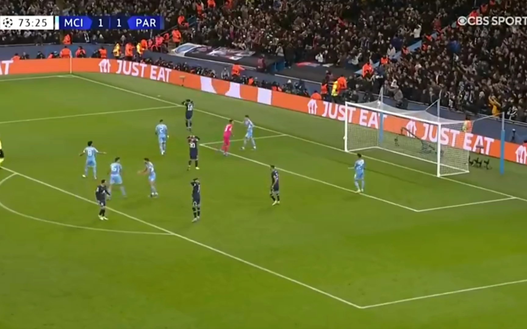 每体：若马丁对马竞时担任中卫，埃里克将踢右后卫&孔德替补（每体：若马丁战马竞司职中卫，埃里克出任右后卫，孔德将替补）