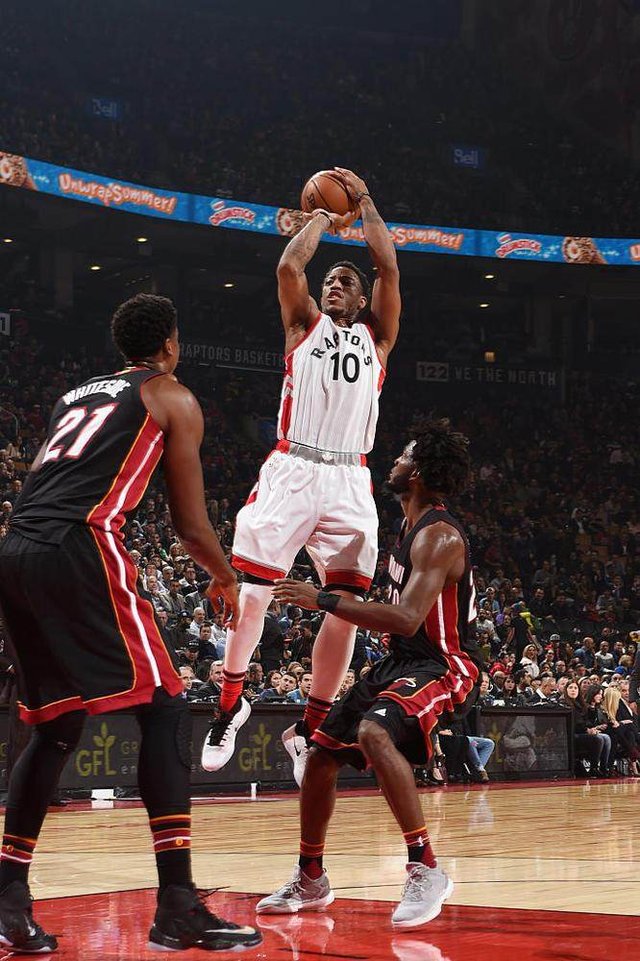 全国游泳锦标赛倒数第二个比赛日：“蛙王”覃海洋延续不败,400米...